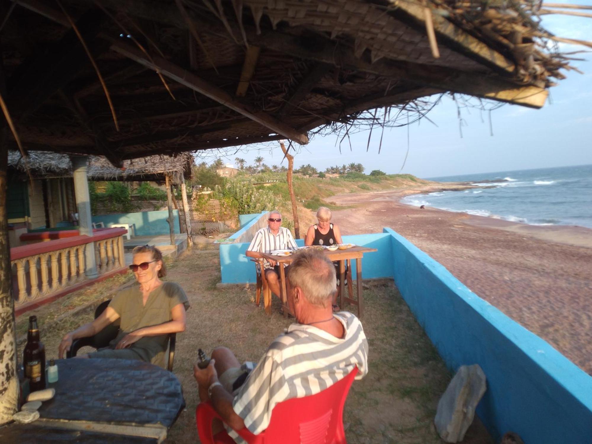 Happy Beach Safari Retreat Hambantota Extérieur photo